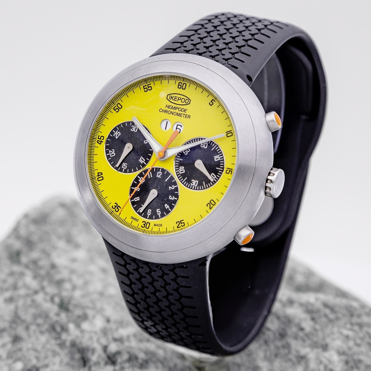 Ikepod Hemipode Grande Date Limited